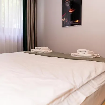 One Bedroom Near Floreasca Park * بوخارست