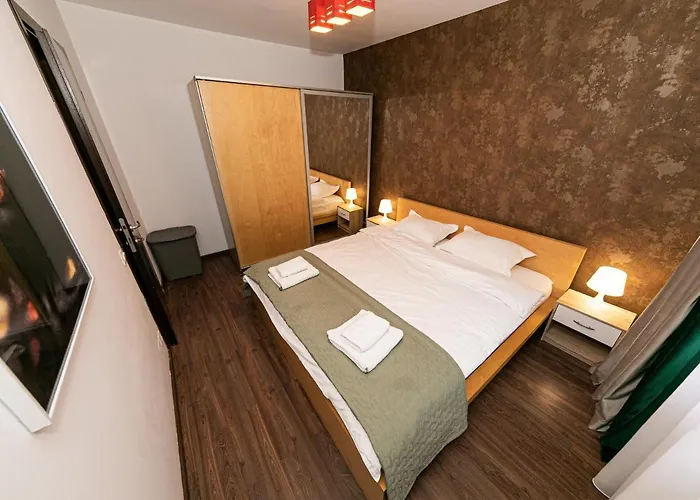 One Bedroom Near Floreasca Park Апартаменты Бухарест