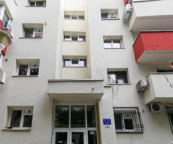 One Bedroom Near Floreasca Park דירה *